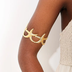 Golden Alloy Starfish Arm Bracelet – Summer Beach Cuff